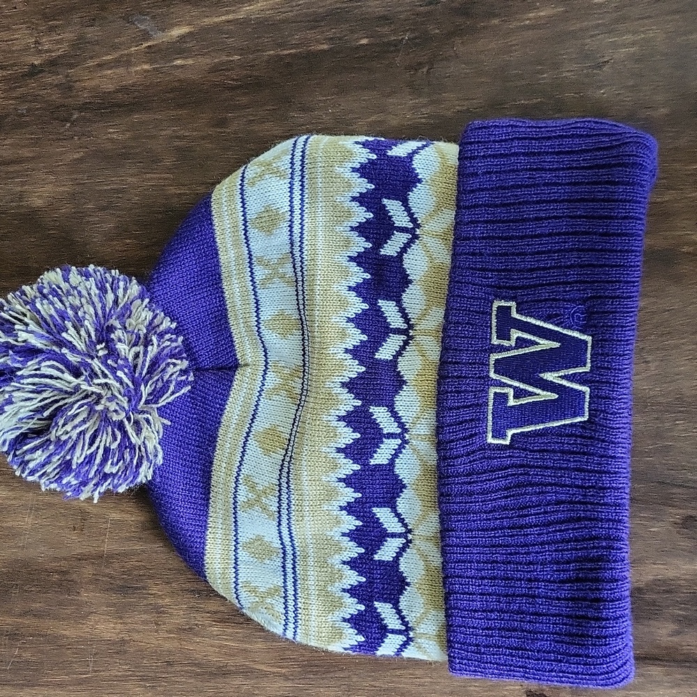 University of Washington Beanie Purple And Gold